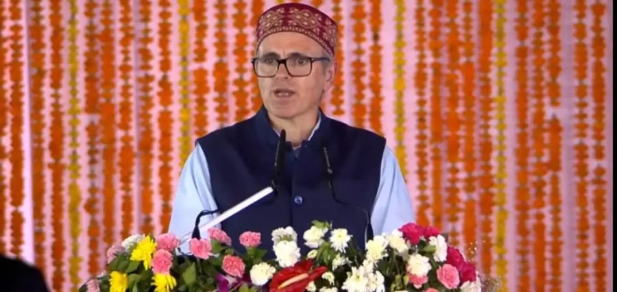 You are currently viewing Rescued from Iran, Respected at Home: J&K CM Orders Luxury Transit for Students