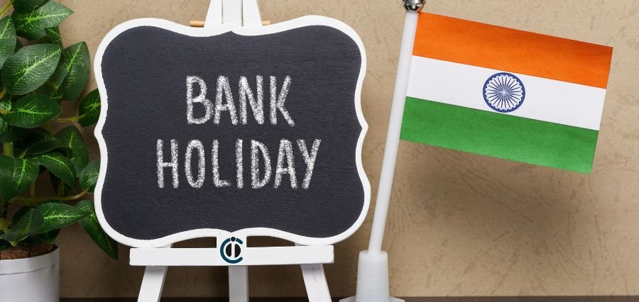 You are currently viewing Full List of Bank Holidays This Week (Aug 11–17): Independence Day, Janmashtami & Regional Closures
